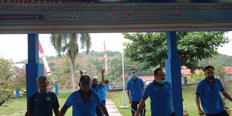 Imigrasi Dabo Singkep Gelar Pembinaan Jasmani dan Jalan Santai Untuk Jaga Imunitas di Masa Pandemi