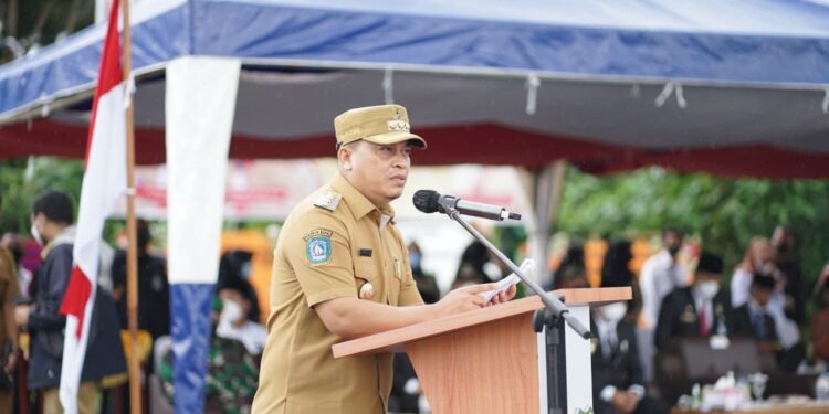 Pesan Bupati Lingga Kepada 75 Kades Terpilih