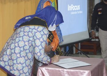 Maratussholiha Nizar, Resmi Dilantik Jadi Bunda PAUD Kabupaten Lingga