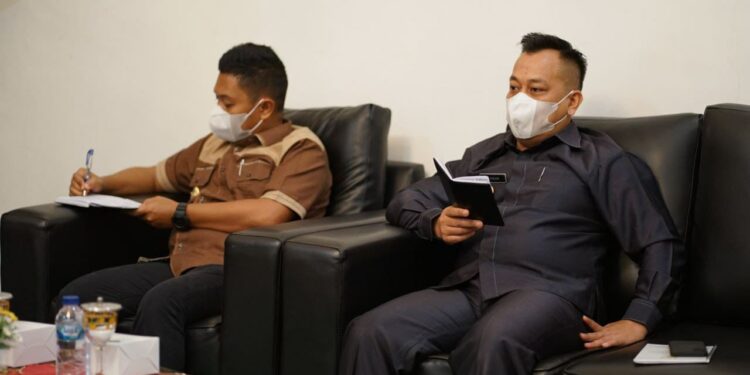 Bupati Lingga Pimpin Rakor Pasca Rotasi Beberapa Kabag di Setda Lingga