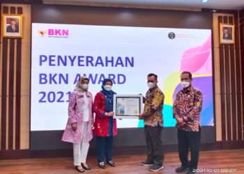 Pemkab Lingga, Terima Penghargaan Peringkat Pertama BKN Award 2021