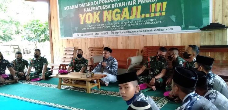 Puslatpurmar 9 Dabo Singkep Kunjungi Pondok Pesantren