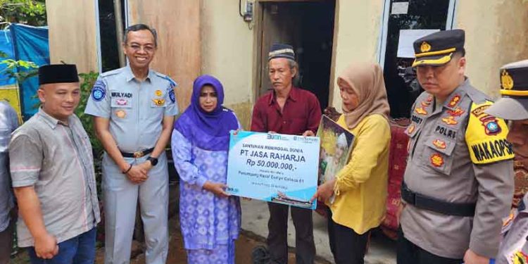 Gerak Cepat, Jasa Raharja Serahkan Santunan Korban Kapal SB Evelyn Calisca 01