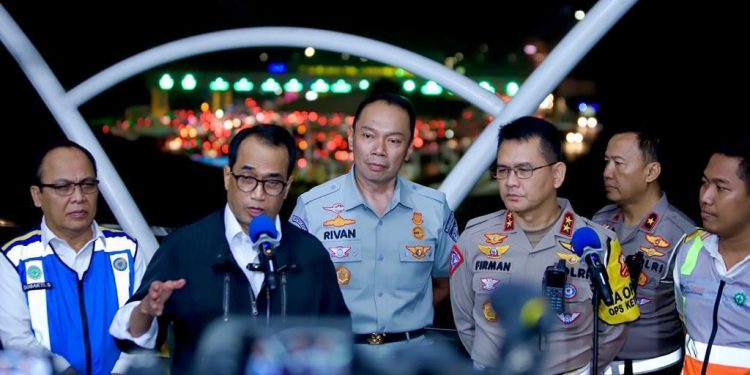 Rivan A Purwantono: Menteri Perhubungan, Kakorlantas Polri dan Jasa Raharja Amankan Mudik di Km 70 Tol Cikarang Utama