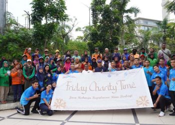 Jasa Raharja Kepri Sosialisasi Keselamatan Berlalu Lintas dan Berbagi Dengan Petugas Kebersihan di Kota Batam