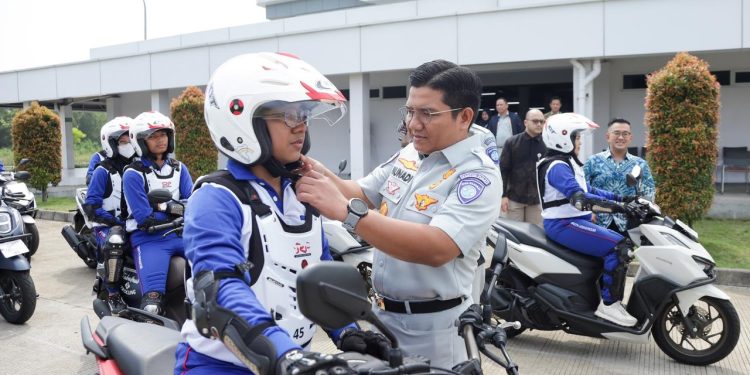 Tingkatkan Keselamatan Berlalu Lintas, Jasa Raharja Perkuat Implementasi Program TJSL dengan Kegiatan Safety Riding bersama Astra Honda Motor dan Institut Transportasi & Logistik Trisakti