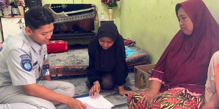 Hari Libur, Jasa Raharja Kepri Tetap Berikan Pelayanan Kepada Ahli Waris Korban Meninggal Dunia Depan PT Wisco