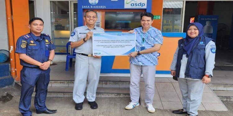 Jasa Raharja Kepri Serahkan Bantuan Fasilitas Umum Kepada PT ASDP Indonesia Ferry – Batam