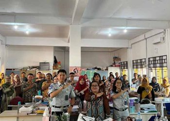 Jasa Raharja Kepri Bersama Guru SMAN 20 Batam Lakukan Program Pengajar Peduli Keselamatan Lalu Lintas (PPKL)