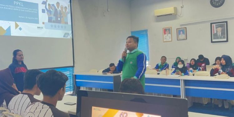 Jasa Raharja Kepri Bersama Guru SMA Swasta Kartini Kota Batam Lakukan Program PPKL