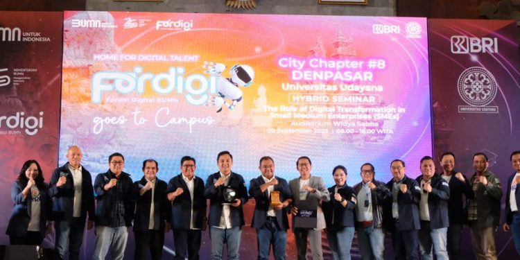 Gelar Roadshow Chapter VIII, Jasa Raharja dan Fordigi BUMN Ajak Ribuan Mahasiswa di Bali Tingkatkan Kemampuan Digital