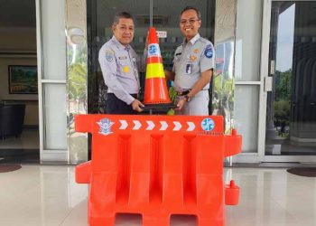 Jasa Raharja Kepri Serahkan Sarana Prasarana Pencegahan Kecelakaan Kepada Kadishhub Kepri