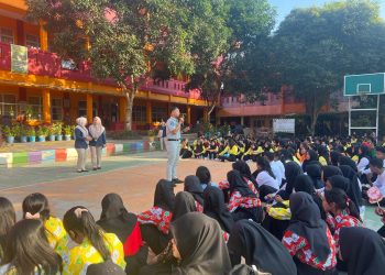 Sinergitas Jasa Raharja Kepri Dan BPJS Kota Batam Sosialisasi Keselamatan Berkendara di SMKN 2 Kota Batam