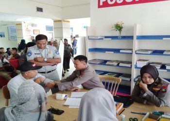 Jasa Raharja Kepri Lakukan Kegiatan Pengobatan Gratis di Samsat Batam Center