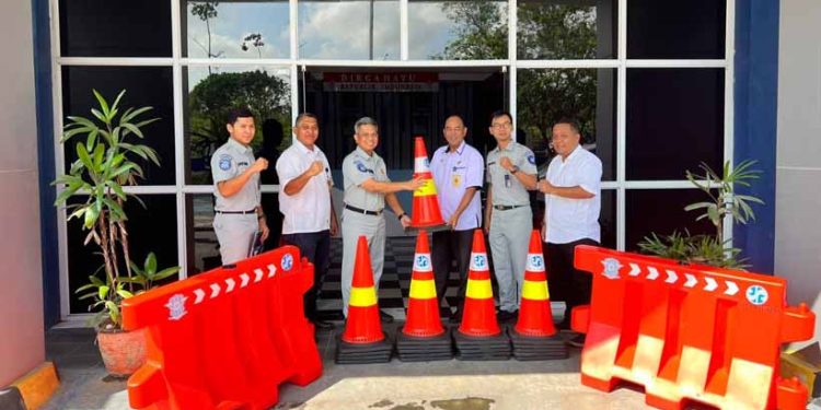 Tekan Angka Kecelakaan, Jasa Raharja Kepri Salurkan Sarana Pencegahan Kecelakaan ke Dinas Perhubungan Batam