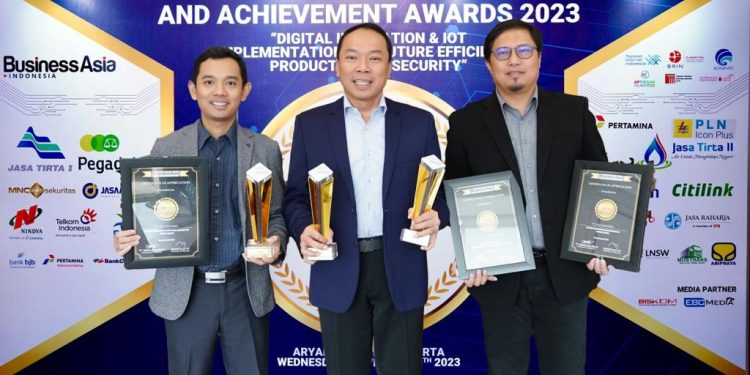Sukses Jalankan Inovasi Digital, Jasa Raharja Raih Tiga Penghargaan di Ajang Indonesia Digital Innovation and Achievement Awards 2023