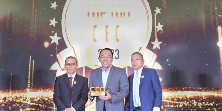 Sukses Pimpin Perusahaan, Tiga Direksi Jasa Raharja Masuk Jajaran Top 100 CEO dan Top 200 Next Leader 2023 Versi Infobank