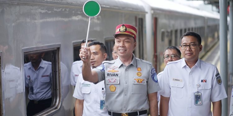 Gelar Flag Off Mudik Bersama BUMN Tahap Pertama, Jasa Raharja Berangkatkan Ribuan Pemudik Moda Kereta Api ke Sejumlah Daerah