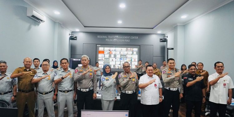 Tingkatkan Kepatuhan Bayar Pajak, Tim Pembina Samsat Tingkat Nasional Gelar Evaluasi Program Kerja Samsat Tingkat Provinsi Regional Sumatera