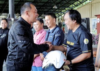 Dorong Perilaku Tertib Berlalu Lintas, Jasa Raharja Bersama Komunitas Motor Tomohon Gelar Safety Riding dan Pembersihan Rambu Lalu Lintas