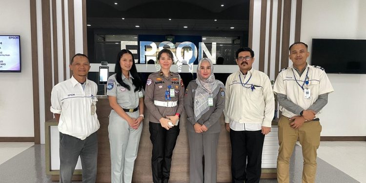 Tingkatkan Kepatuhan Pembayaran PKB & SWDKLLJ, Jasa Raharja Kepri Bersama Ditlantas dan UPT PPD Samsat Batam Center Kunjungi Perusahaan