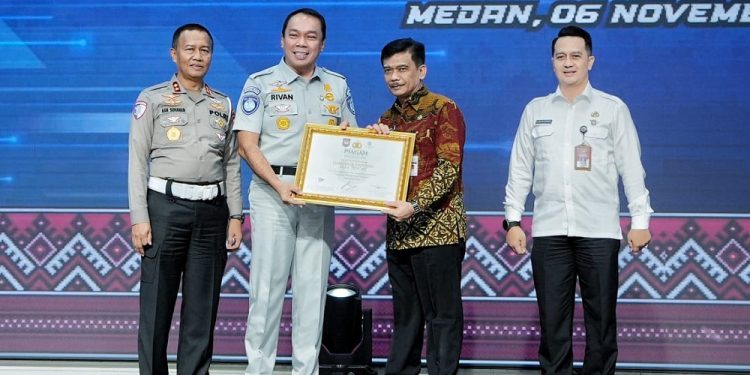Gelar Rakornas, Pembina Samsat Tingkat Nasional Bahas Optimalisasi Capaian Target Kepatuhan Pajak Kendaraan Bermotor 2024