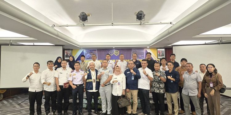 Forum Komunikasi Lalu Lintas Kota Batam Gelar Operasi Kendaraan Berat Dan Umum Persiapan Natal 2024 Dan Tahun Baru 2025