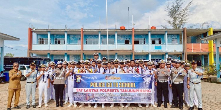 Wujudkan Generasi Muda Peduli Keselamatan, Jasa Raharja Tanjungpinang Kembali Gelar Program PPKL di SMKN 5 Madung