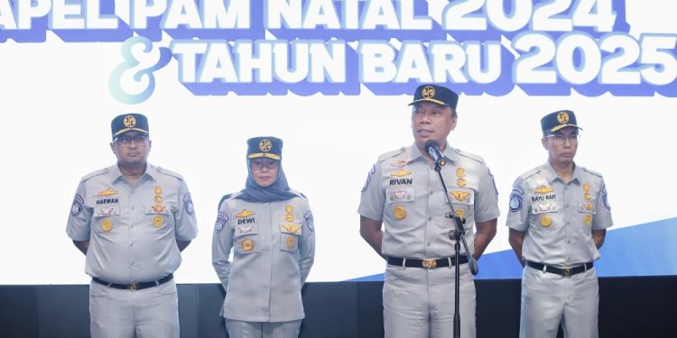 Pastikan Kesiapan Seluruh Personel, Rivan A Purwantono Pimpin Apel Pengamanan Mudik Nataru Jasa Raharja