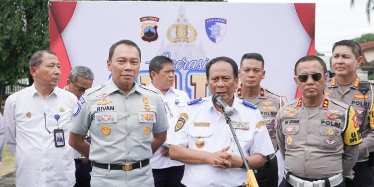 Cegah Kecelakaan Lalu Lintas, Dirut Jasa Raharja Dampingi Wamenhub Sidak Kelaikan Bus Pariwisata di Prambanan