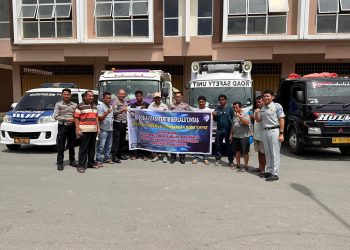 Ditlantas Polda dan Jasa Raharja Kepri Gelar Obrolan Santai Bersama Driver Truk Wilayah Nongsa Kota Batam