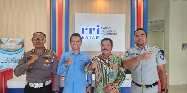 Jasa Raharja Kepri lakukan podcast Pajak Kendaraan Bermotor bersama Tim Pembina Samsat Kepri