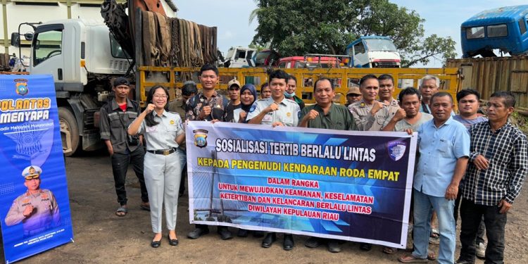 Jasa Raharja dan Mitra FKLL Gelar Ramp Check Kendaraan Berat di PT Putra Kundur Transportasi Perkasa