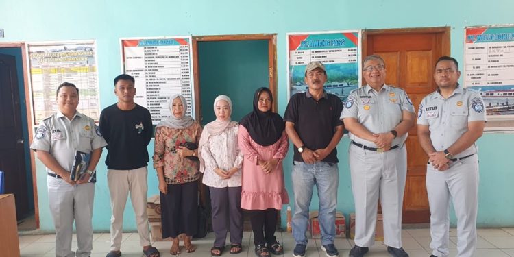 Jasa Raharja Kepri Tanda Tangani MoU Iuran Wajib Kapal Laut dengan Tiga Operator Kapal di Pulau Moro