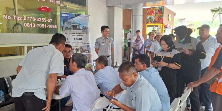 Himbau Keselamatan Lalu Lintas, Jasa Raharja Kepri Gelar Pemeriksaan Kesehatan Gratis di Pelabuhan dan Alun-Alun Batam Center