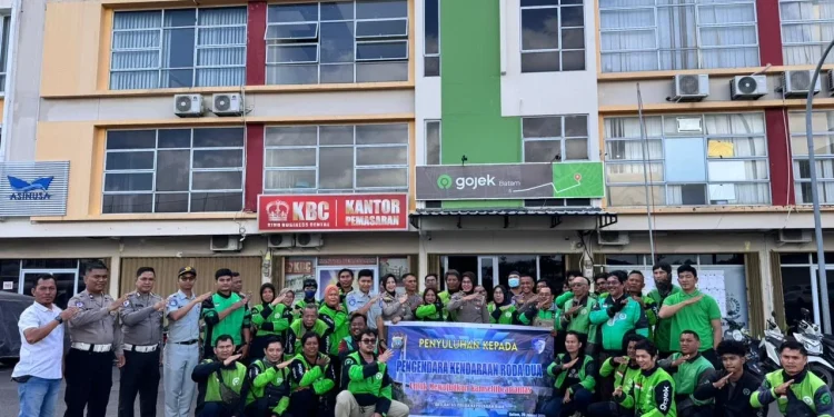 Jasa Raharja Kepri dan Ditlantas Polda Kepri Gelar Sosialisasi Bersama Driver Gojek Kota Batam