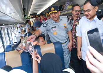 Jasa Raharja Berangkatkan Ribuan Pemudik dari Stasiun Pasar Senen Jakarta melalui Program Mudik Gratis BUMN 2026