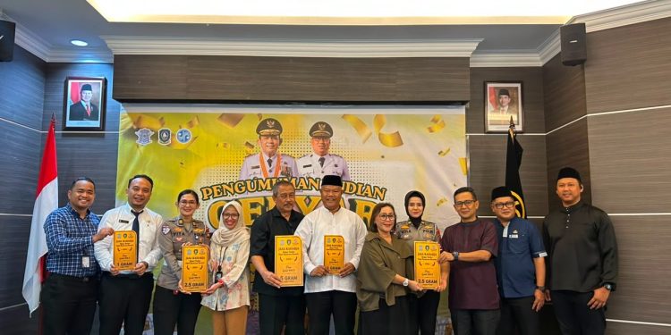 Jasa Raharja Kepri dan Tim Pembina Samsat Gelar Pengundian Gebyar Pajak Kendaraan Bermotor 2026 Berhadiah Logam Mulia